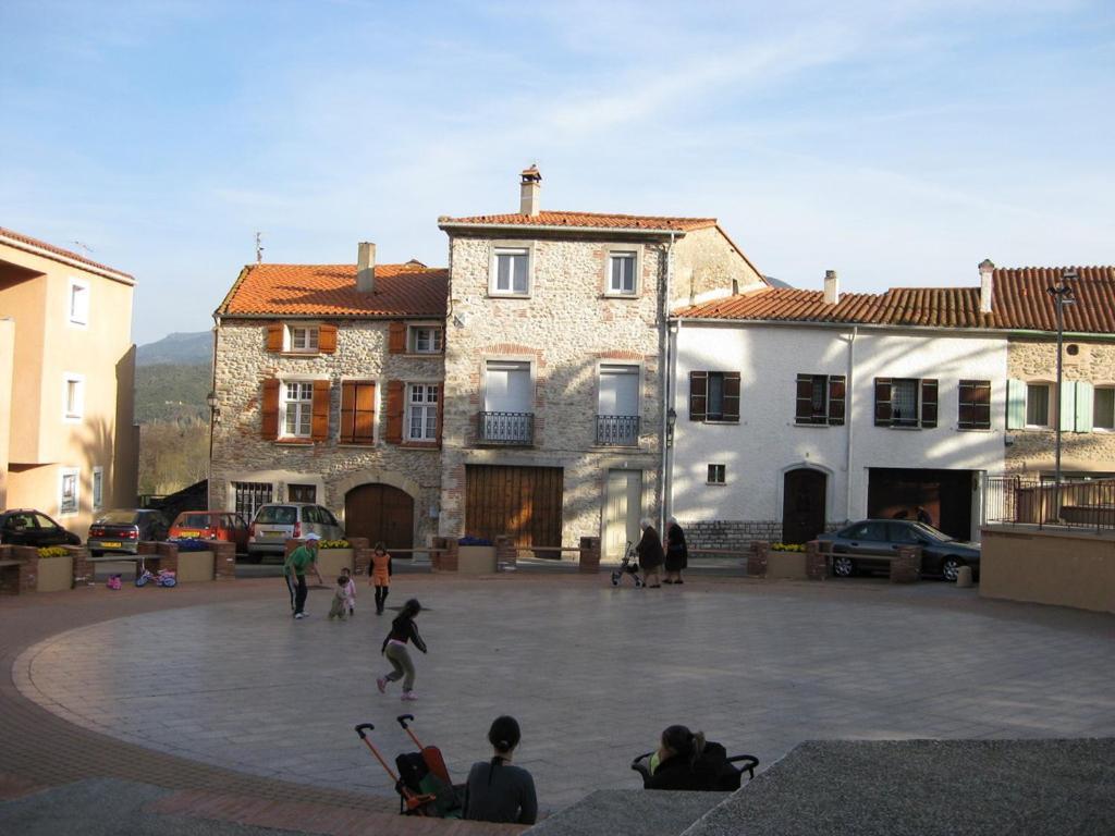 Appartement Centre Ville Du Boulou Pour 2 Adultes-2 Enfants- Check In 17H-21H--Juillet-Aout Reservation De 7 Jours Mini Le Boulou Eksteriør billede